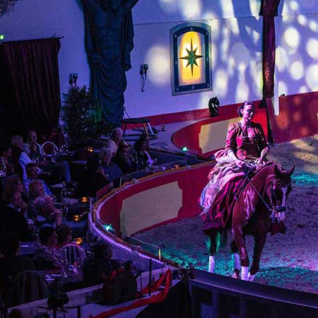 Zagal Cabaret Spectacle équestre La Palmyre Charente Maritime Nouvelle Aquitaine